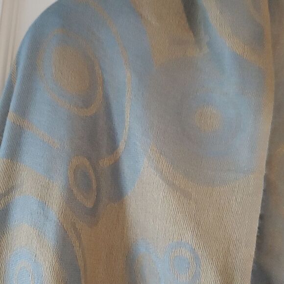 ABSTRACT SWIRL PRINT SCARF WRAP ICE POWDER LIGHT BLUE TAN FRINGE NEUTRAL - Picture 3 of 10
